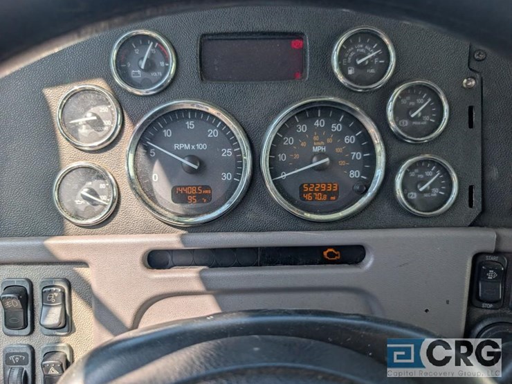 2014-peterbilt-386-image-23