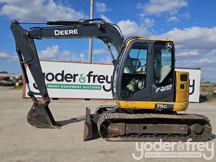 2017-deere-75g-image-2
