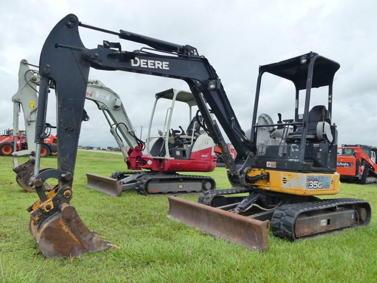 2018-deere-85g-image-1