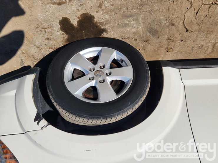 2012-dodge-journey-image-22