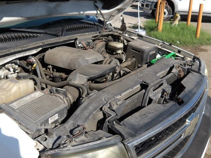2006-chevrolet-silverado-1500-image-9