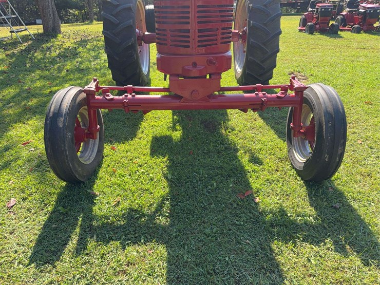 1953-farmall-super-m-image-10