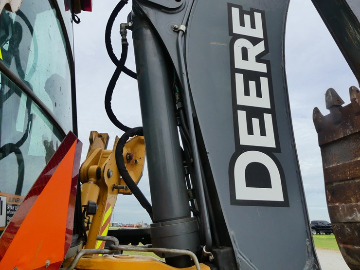 deere-310sl-image-11