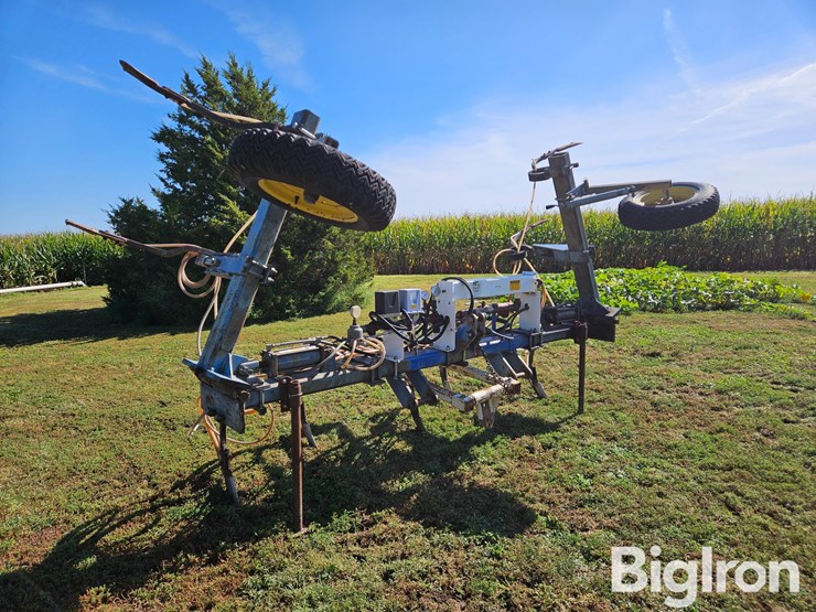 9-knife-anhydrous-applicator-image-3