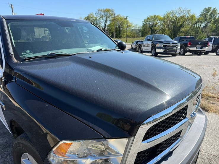 2017-dodge-1500-image-27