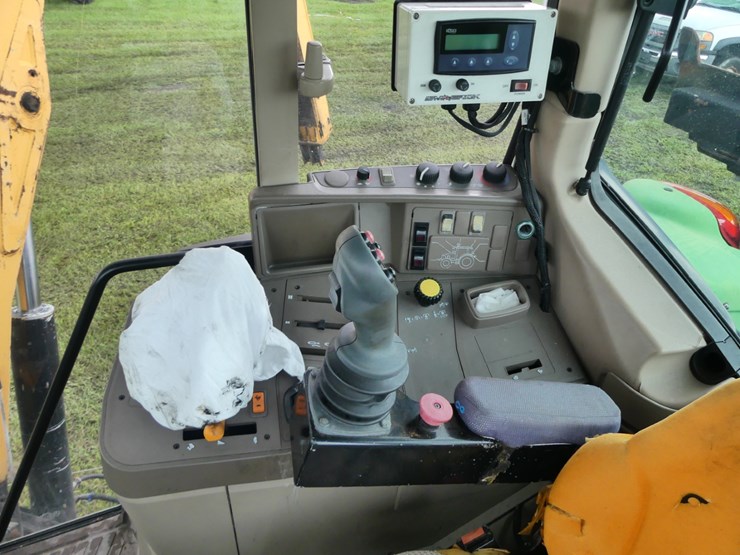 2010-john-deere-7130-image-13