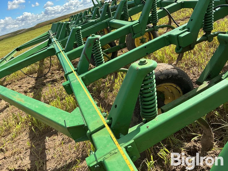 john-deere-1610-image-14