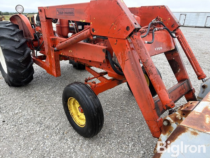 1963-allis-chalmers-d17-image-11