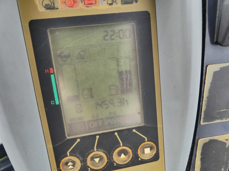 2018-deere-85g-image-16