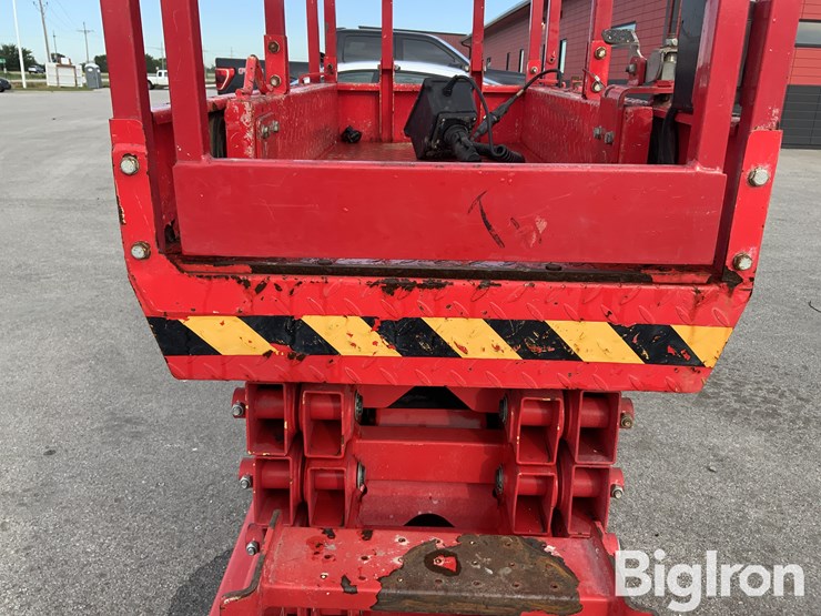 2019-massey-ferguson-730-image-12