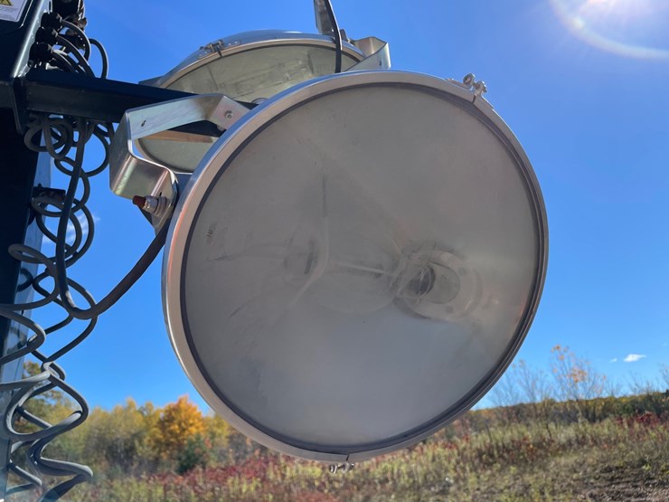 2018-allmand-bros-night-lite-v-series-image-17