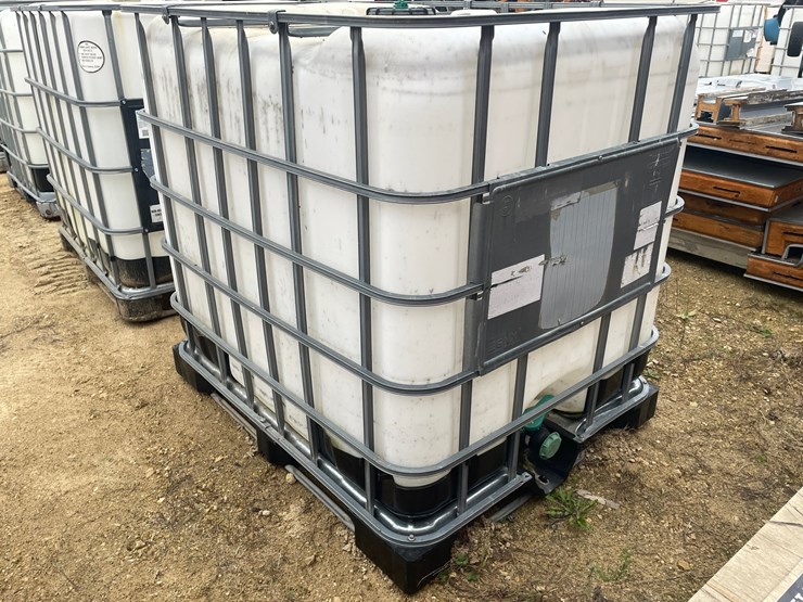 #3043-•-caged-poly-water-totes-image-3