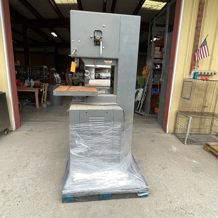 #4655 • Rockwell Delta Bandsaw