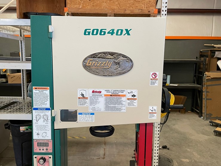 #4645-•-grizzly-g0640x-bandsaw-image-2