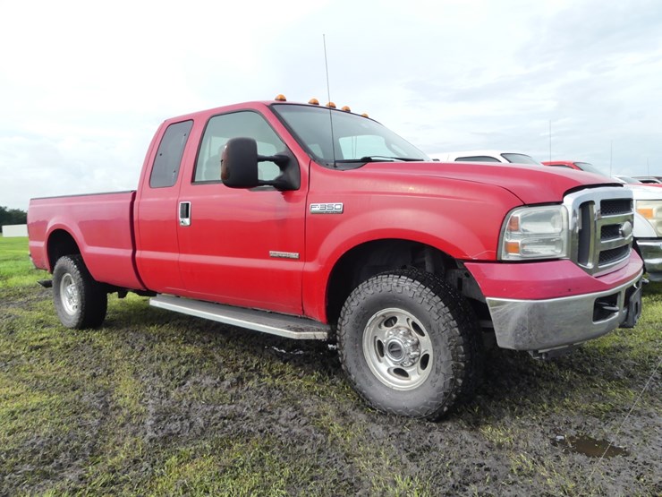2004-ford-f350-image-1