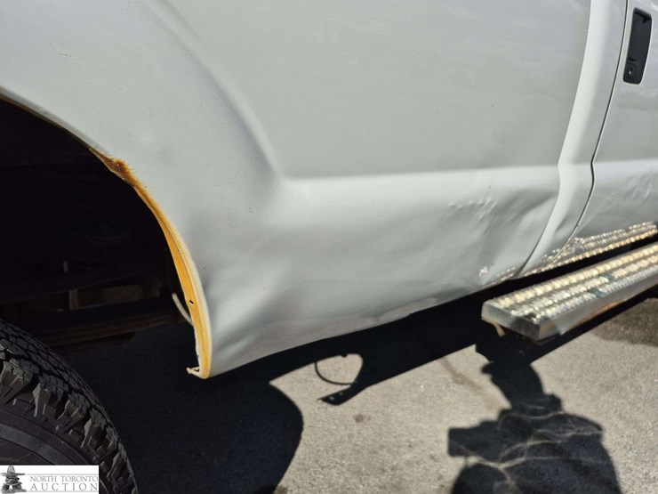 2015-ford-f350-image-27
