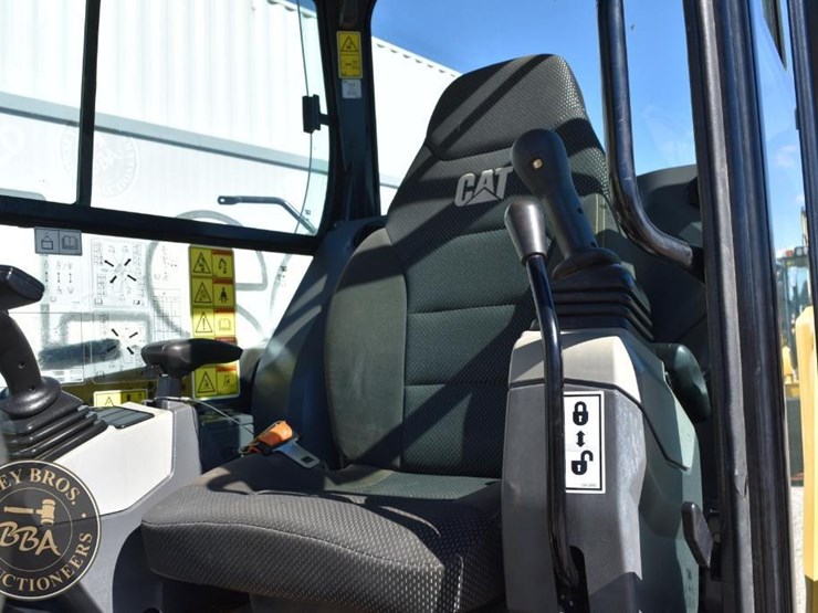 2023-caterpillar-306cr-image-58