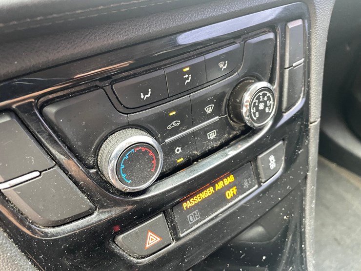 2017-buick-encore-image-54