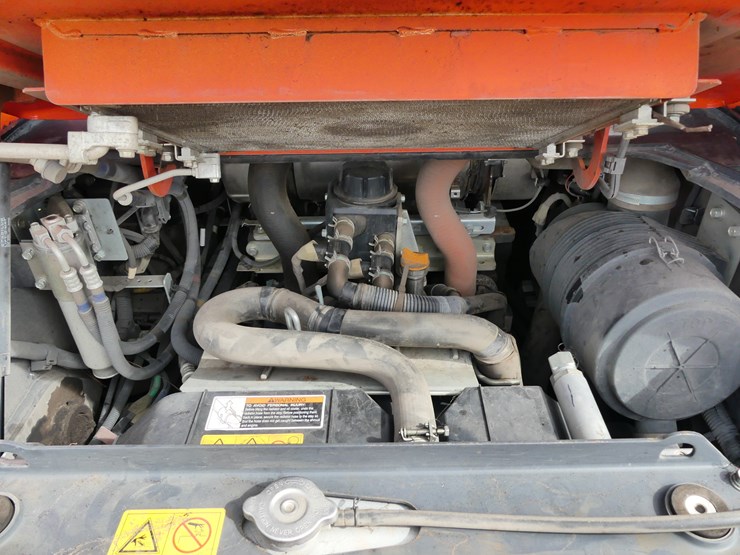 2022-kubota-svl97-2-image-9