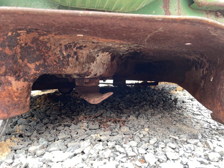 john-deere-110-image-14