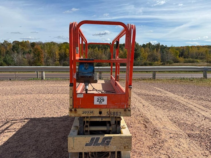 jlg-2033e-image-11