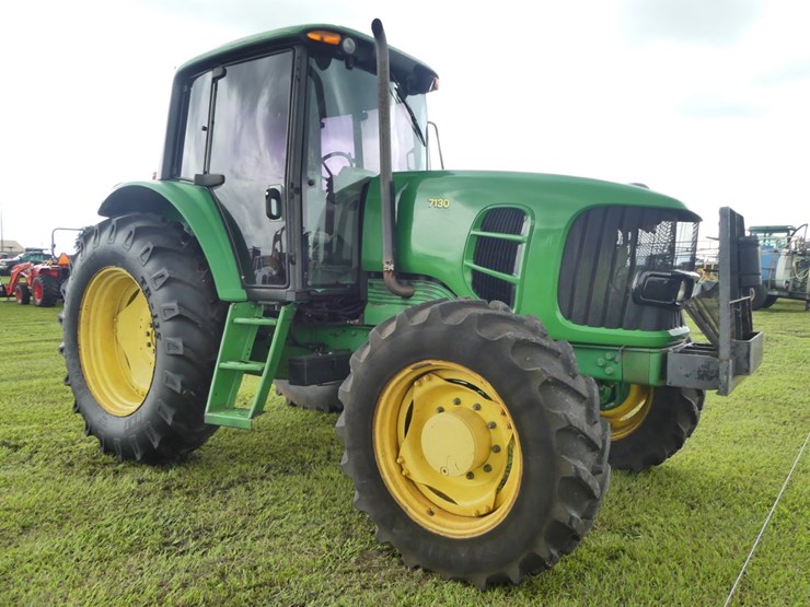 john-deere-7130-image-2