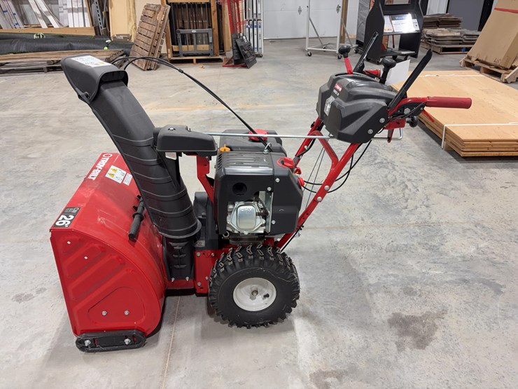 troy-bilt-snow-blower-image-5