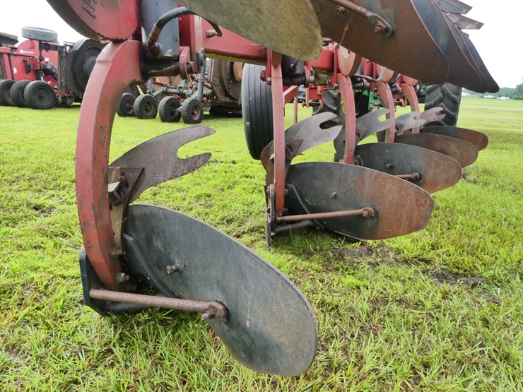 arts-way-turn-plow-image-5