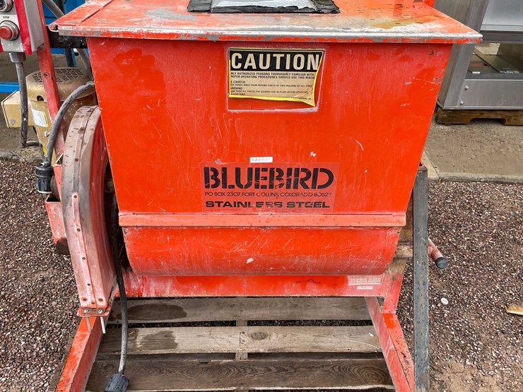 #4679-•-commercial-mixing-machine-image-2
