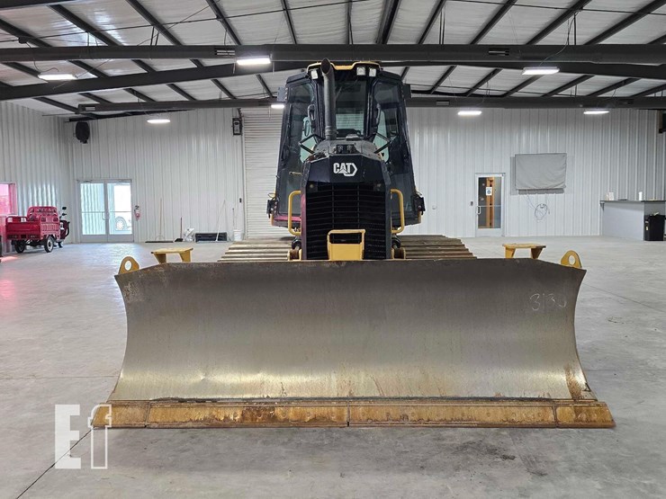 2022-caterpillar-d3-lgp-image-7