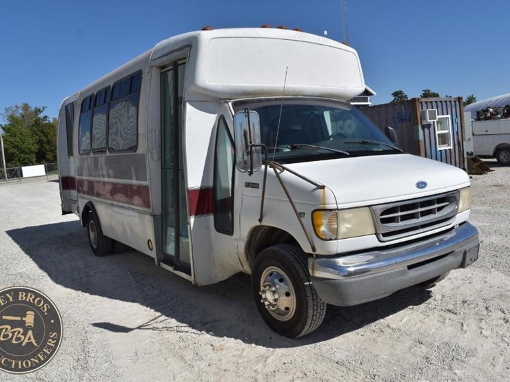1997-ford-e-super-duty-image-13