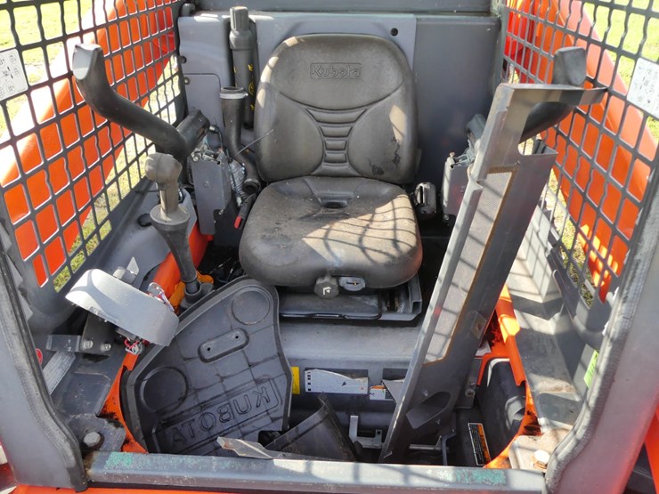 kubota-ssv65-image-12
