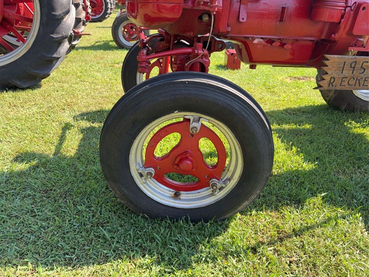 1953-farmall-super-a-image-26