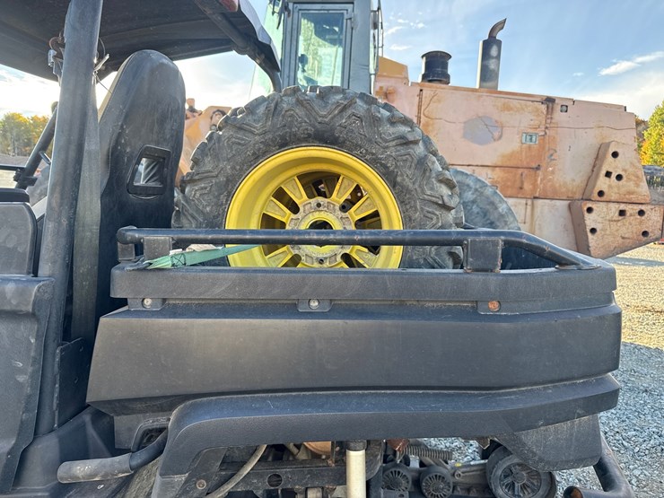 2012-deere-tires-image-19