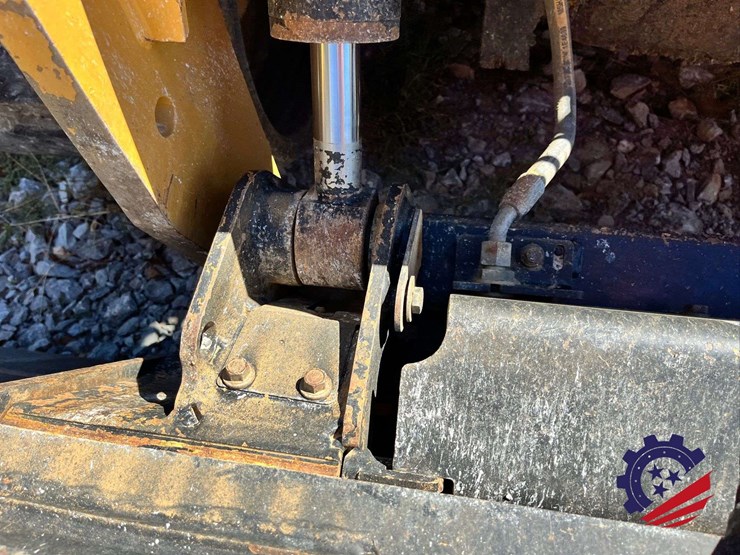caterpillar-299d3-xe-image-25