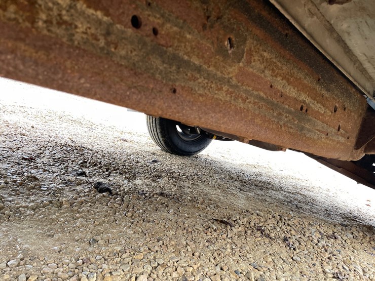 2000-chevrolet-silverado-3500-image-120