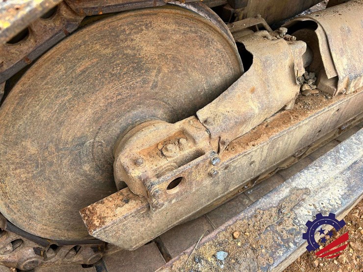 caterpillar-d4d-image-15