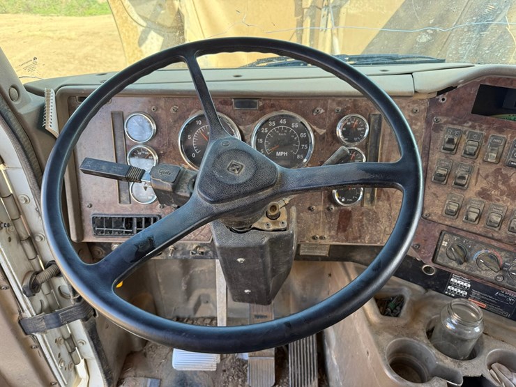 2005-international-9200i-image-76