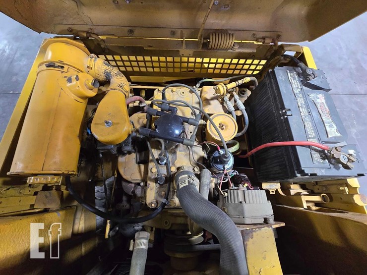 caterpillar-forklift-3681-image-20