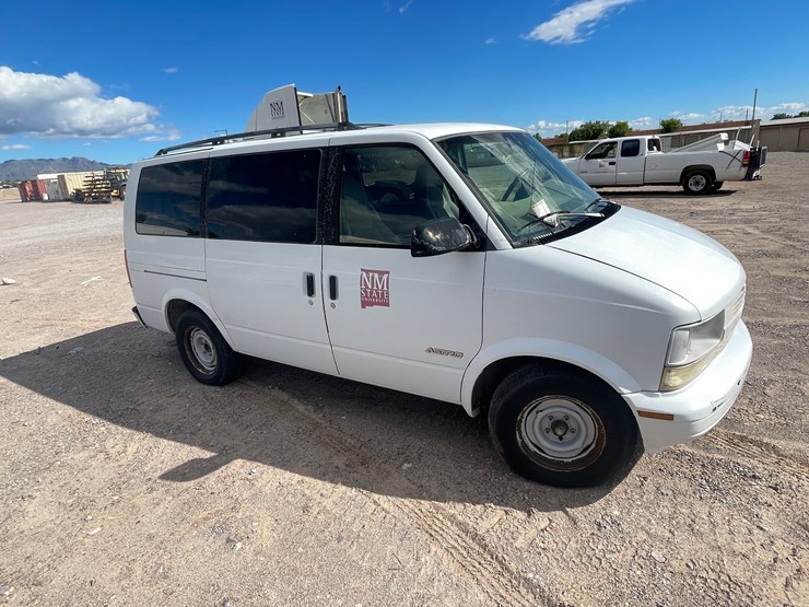 1999-chevrolet-astro-image-2
