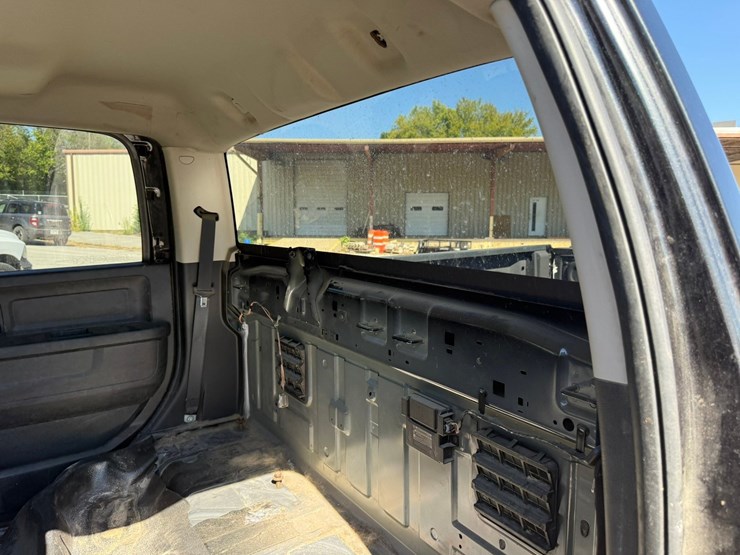 2017-dodge-1500-image-55