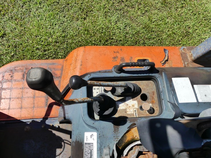 kubota-r520s-image-14