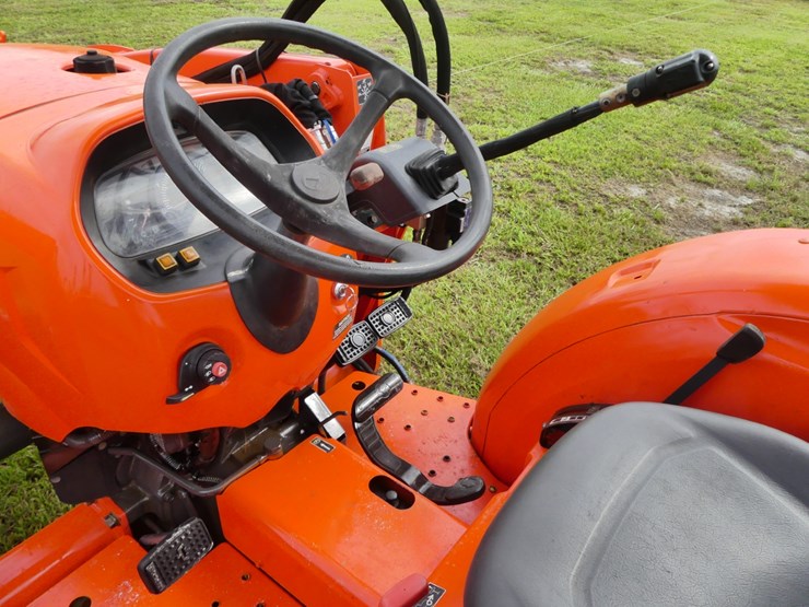 kubota-l3301-image-14