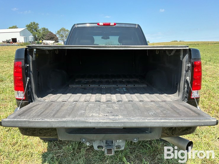 2012-gmc-sierra-2500-image-17
