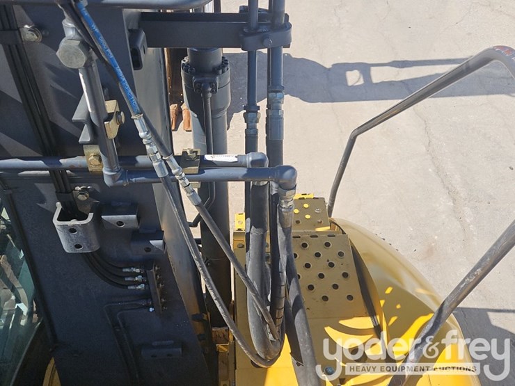 2015-deere-135g-image-27