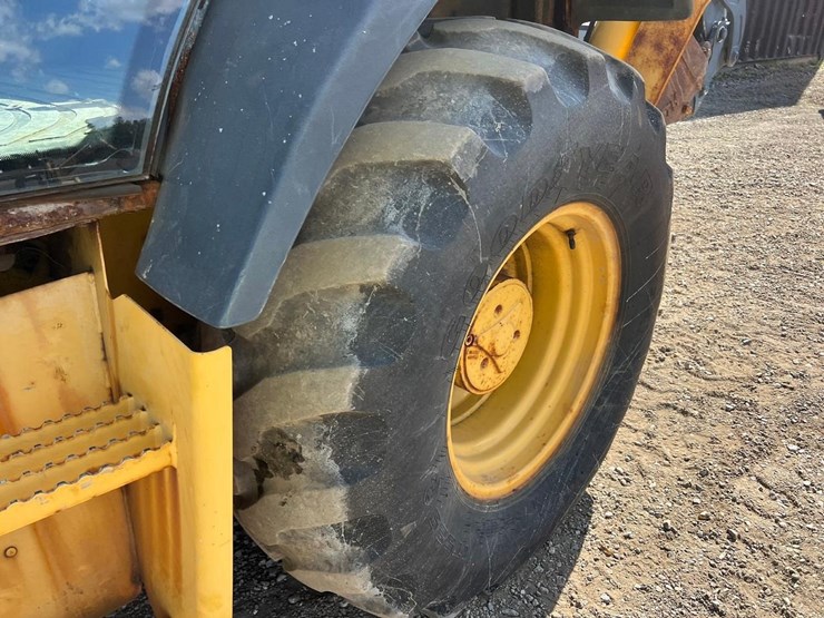 2008-deere-310sj-image-14