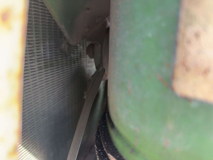 john-deere-720-image-22
