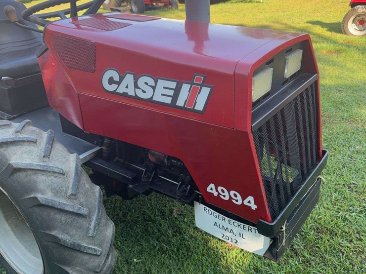 custom-case-4994-articulating-tractor-image-10
