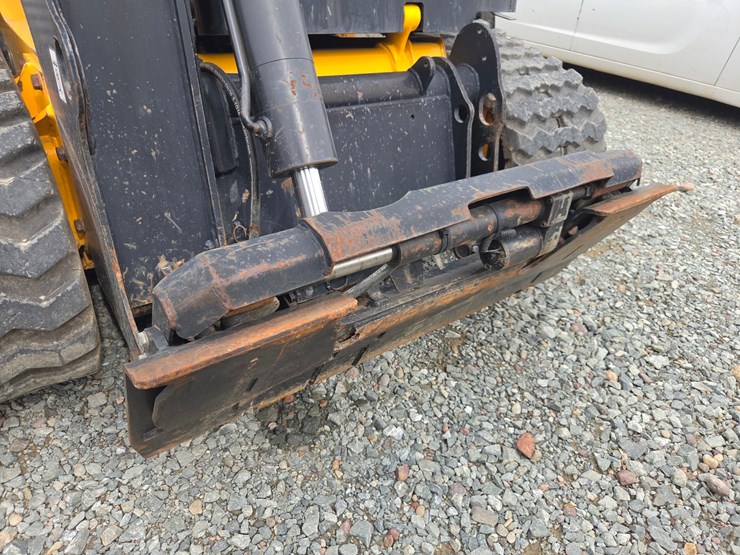 jcb-225t-image-9