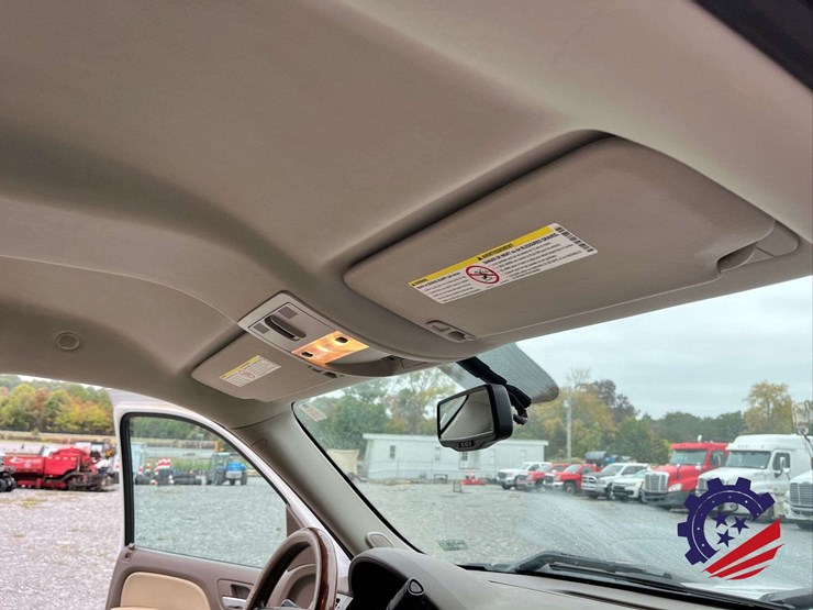 2013-chevrolet-silverado-z71-/-4x4-/-3500hd-pickup-image-43